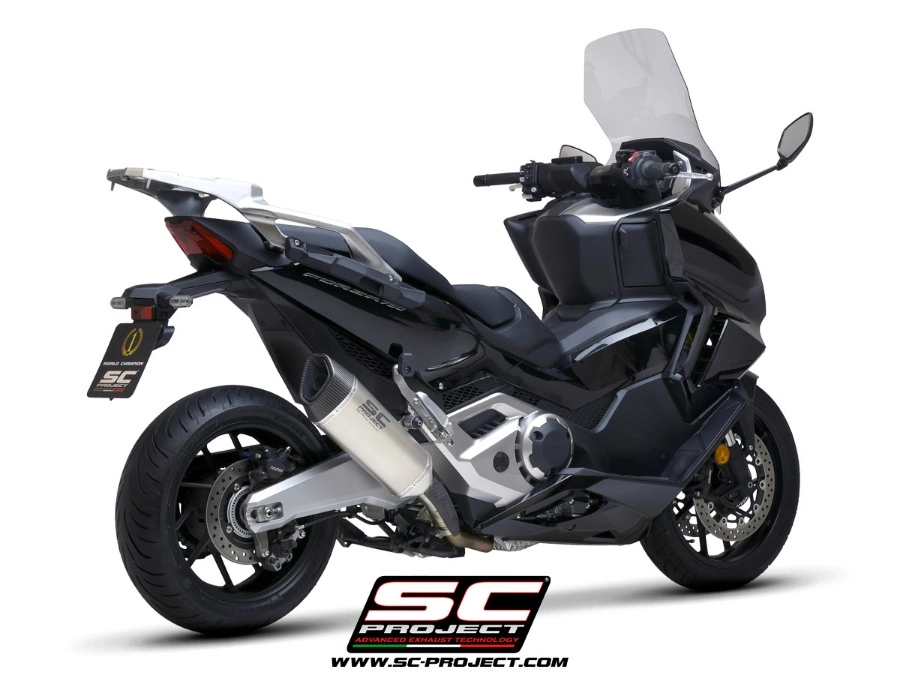 0034390_sc1-r-titanium-exhaust_900.webp
