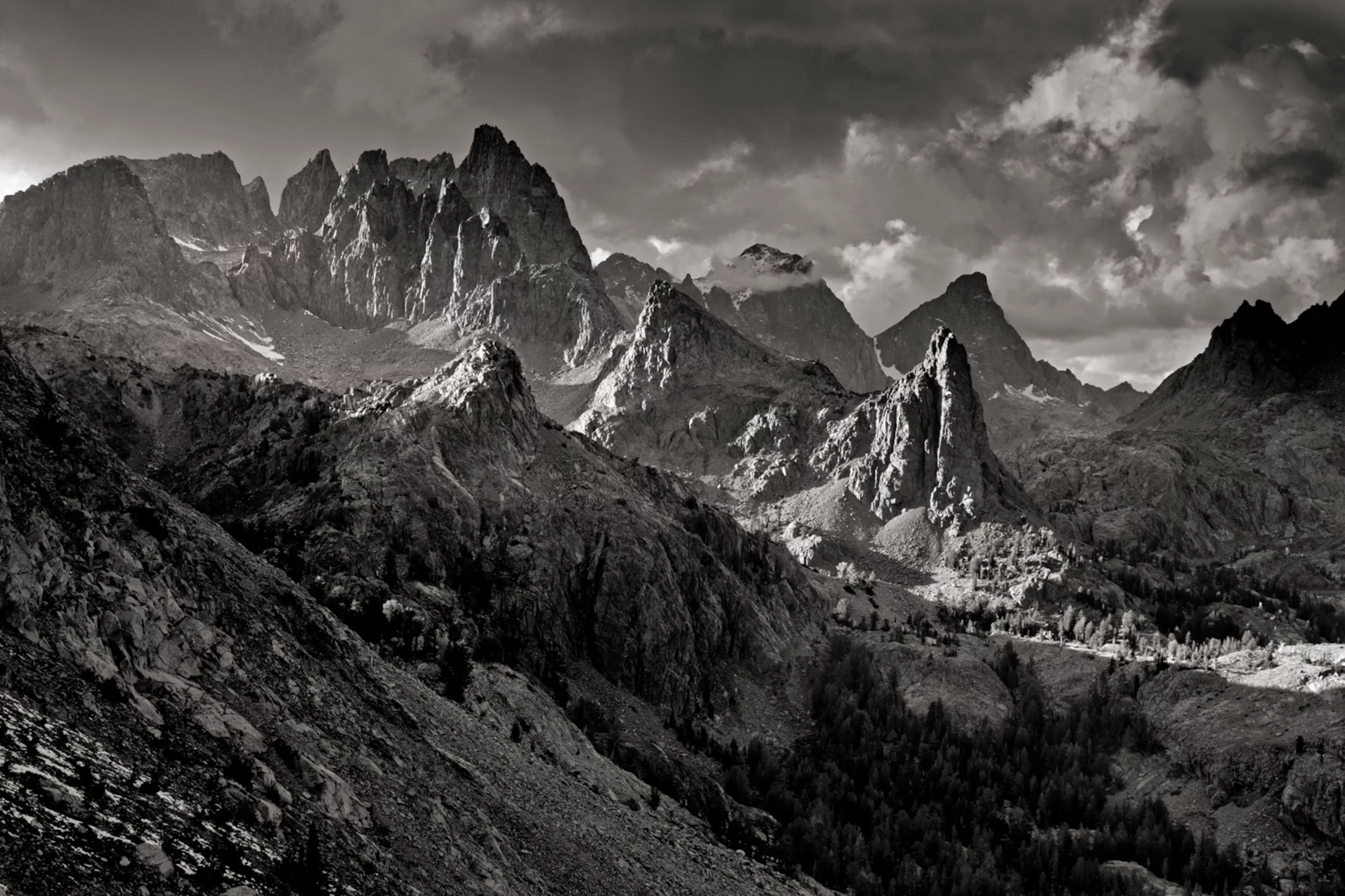 01-minarets-spires.webp