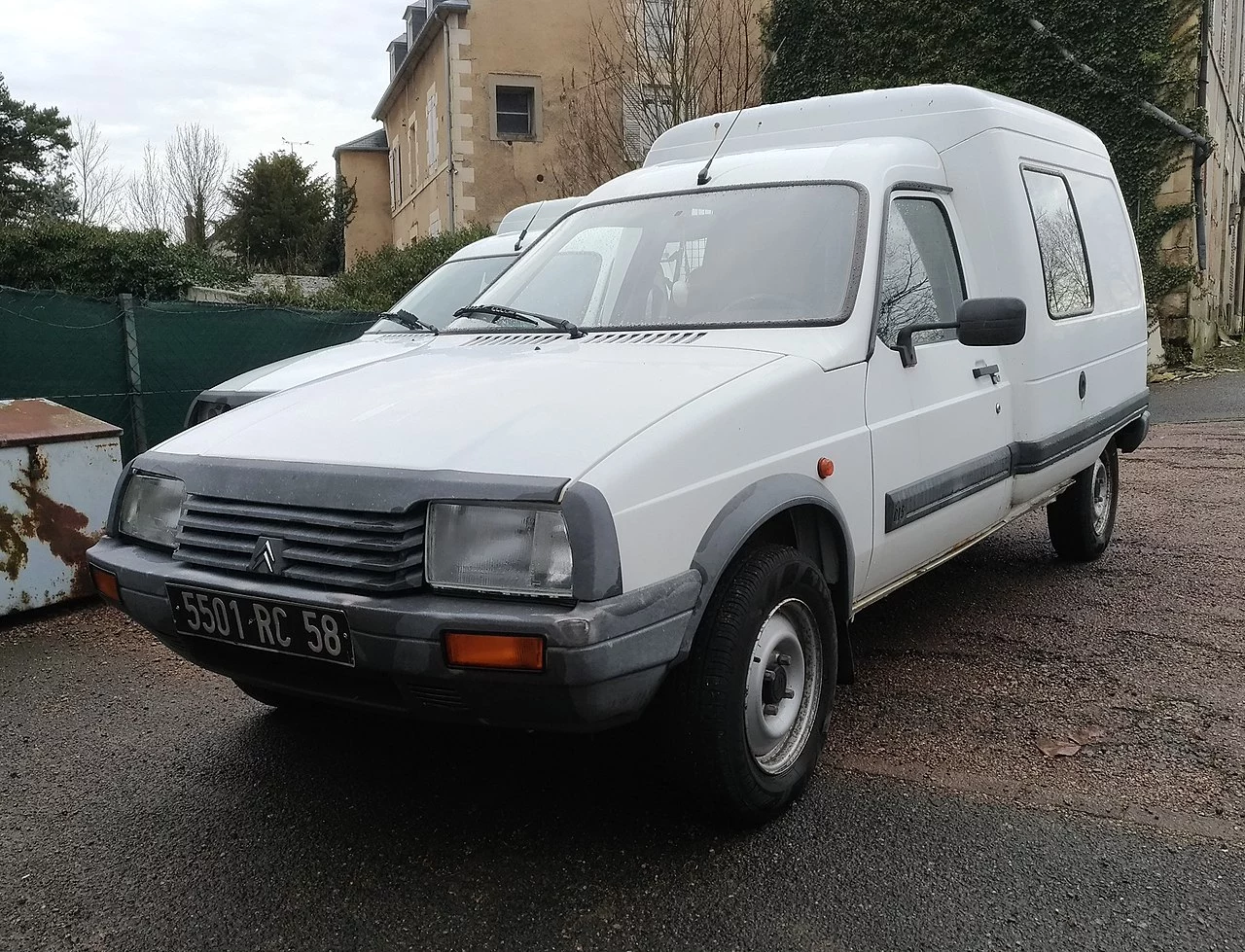 1280px-Citroen_C15_(40574316552).webp