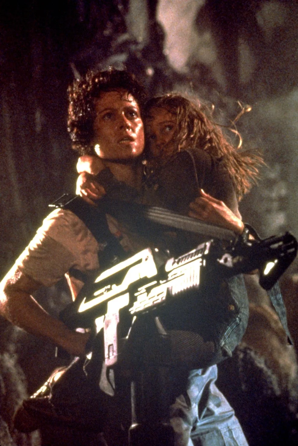 1455787806-aliens-sigourney-weaver-carrie-henn.webp