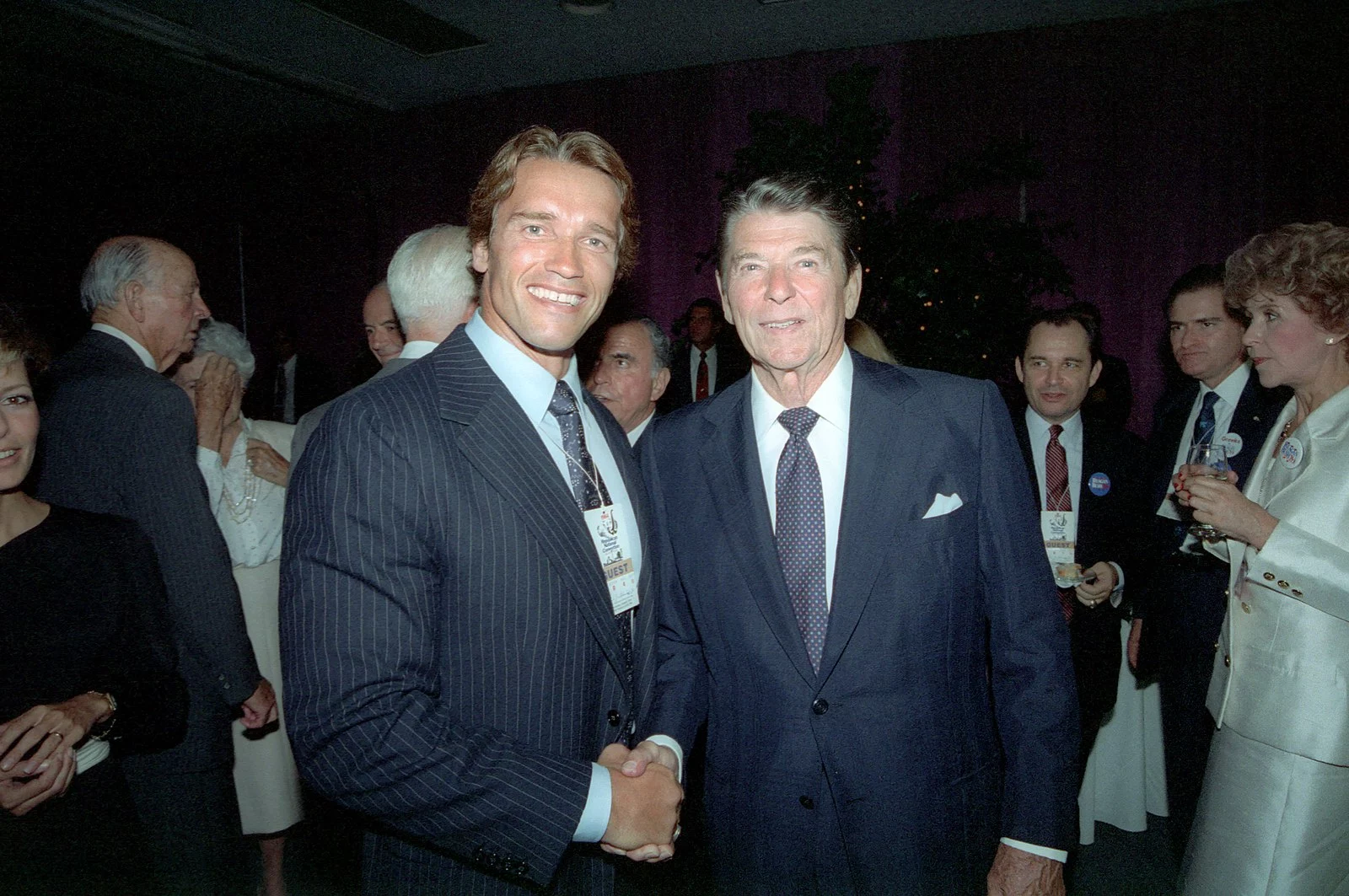 1600px-President_Ronald_Reagan_with_Arnold_Schwarzenegger.webp