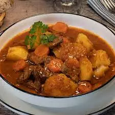 Guiso de ternera. LA RECETA DE MI MADRE - La Cocina de Frabisa La Cocina de  Frabisa