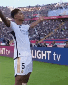 1717114228223.gif