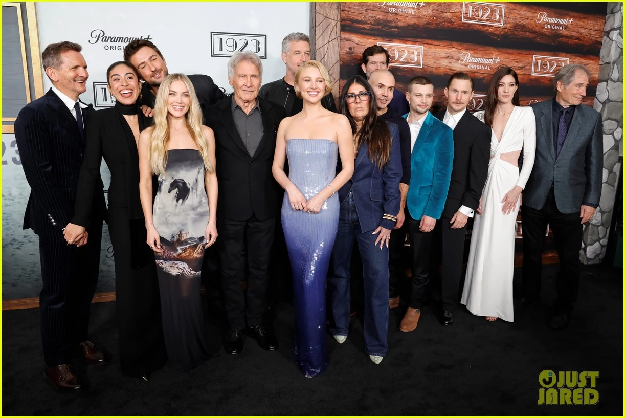 1923-cast-premiere-pics-25.webp