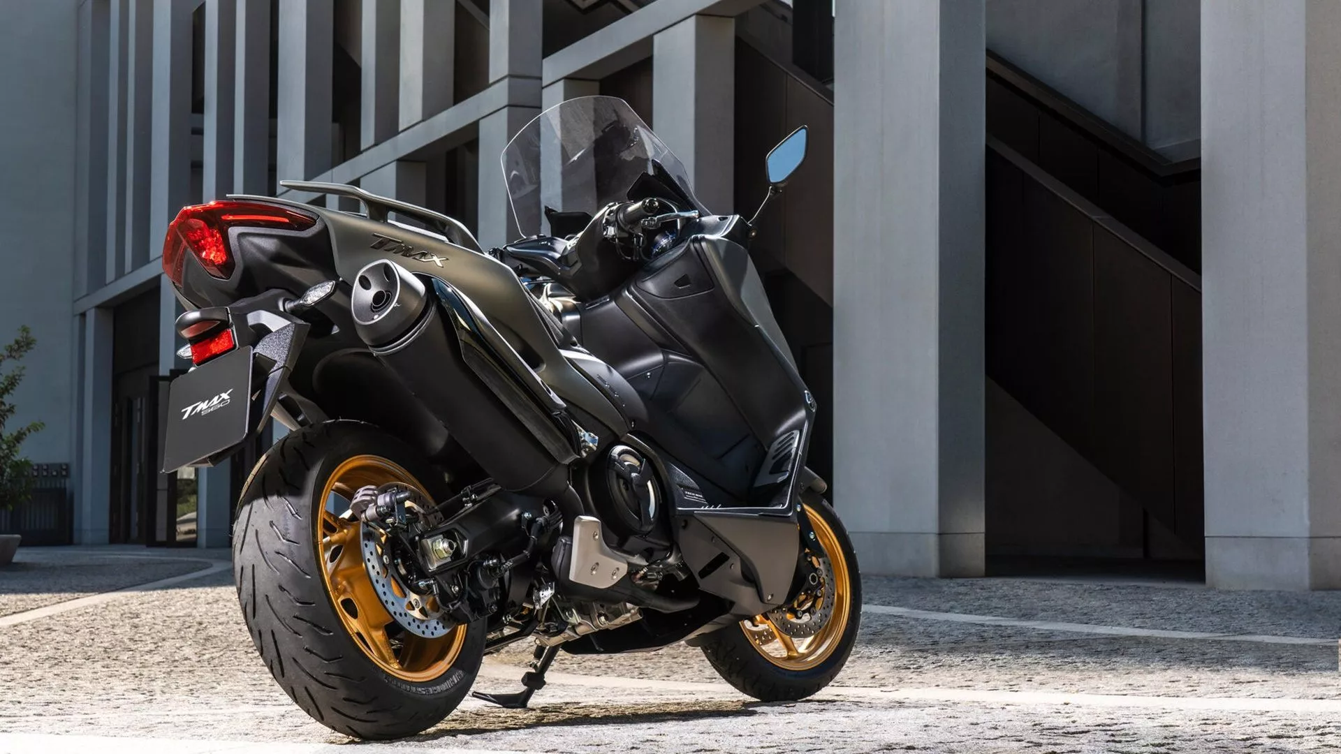 2020-yamaha-xp500adx-eu-tech_kamo-static-004-03.webp