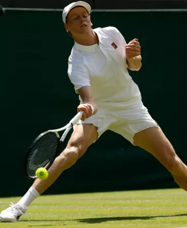 2025-07-15 00_45_18-jannik sinner wimbledon - Buscar con Google - Brave.png