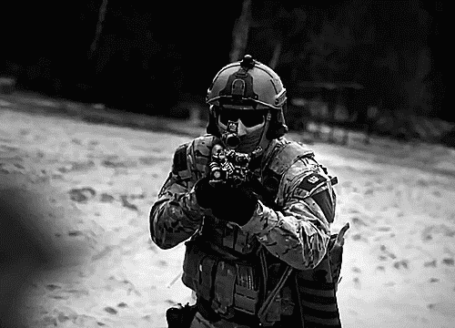 4d031bee032331b45718aec28bcd7993.gif