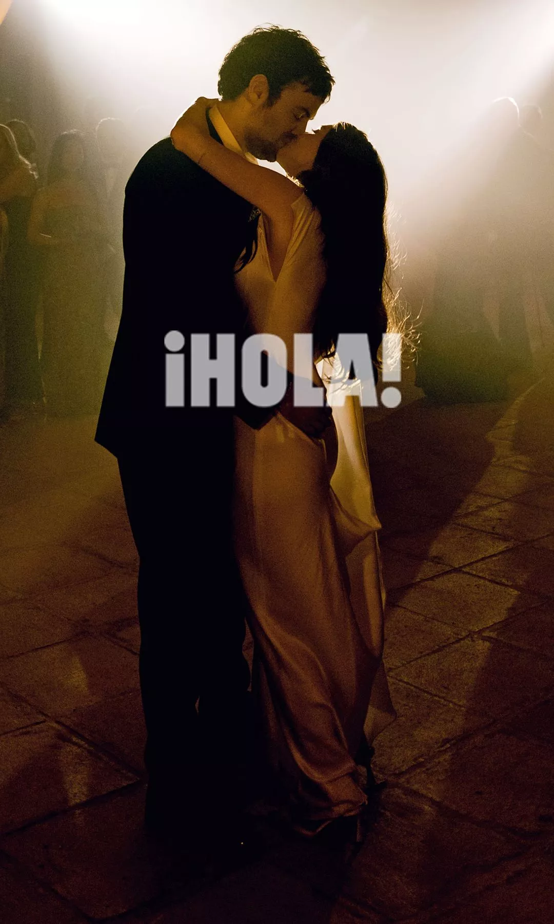 4e8921e42903-stellaalexweddingdiasdevinoyrosas-90-copia.webp