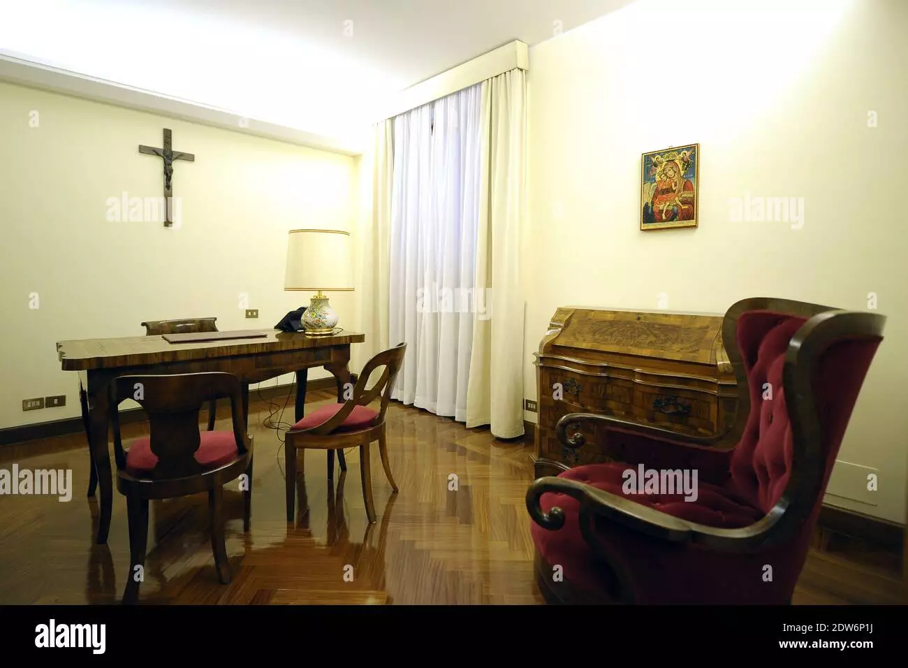 a-view-of-pope-francis-appartment-at-santa-marta-residence-at-the-vatican-on-march-2013in-a-d...webp