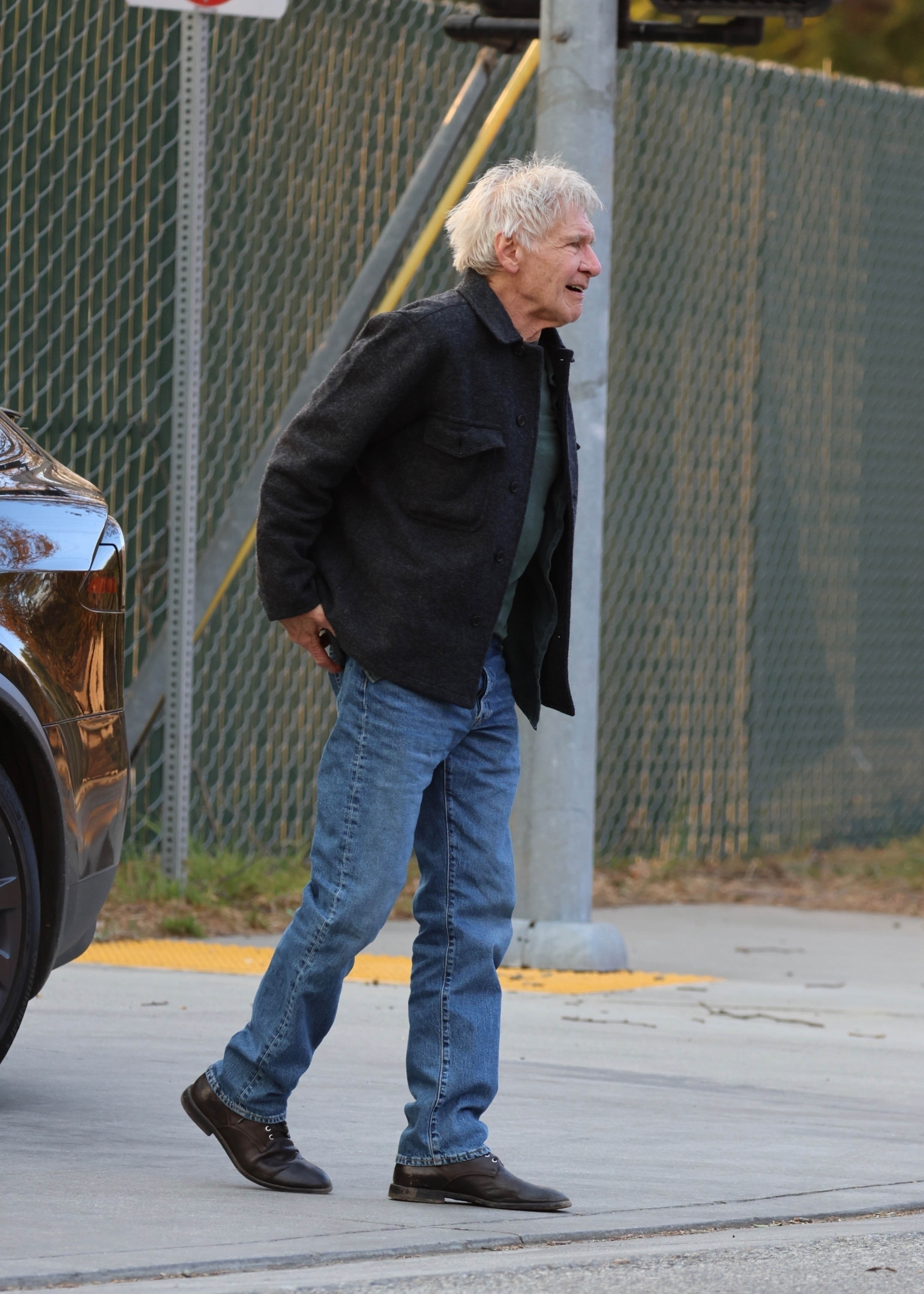 actor-harrison-ford-looks-nervous-96430568.webp
