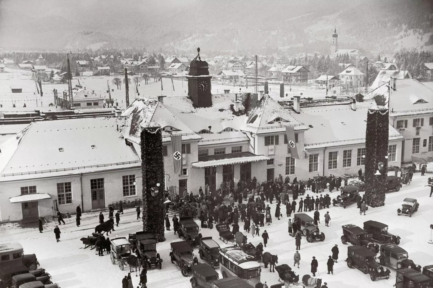 ae11053e07ffd6278daa462adf3082411e-winter-olympics-1936-germany-13.2x.h473.w710.webp
