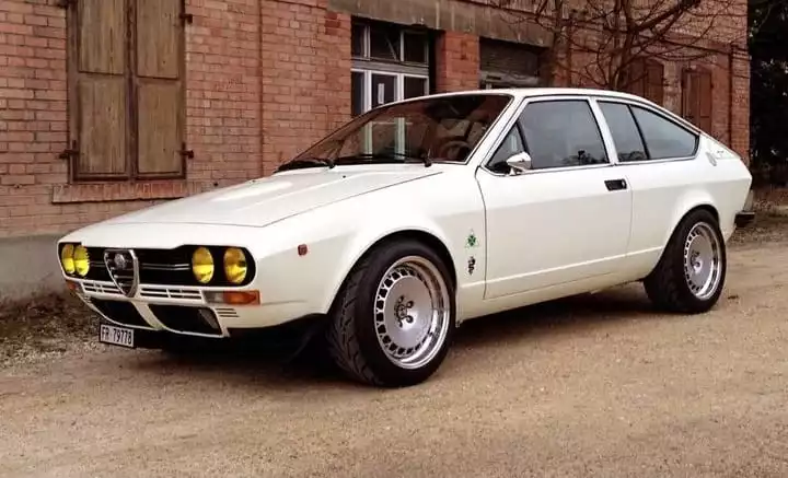 Alfa GtV.webp