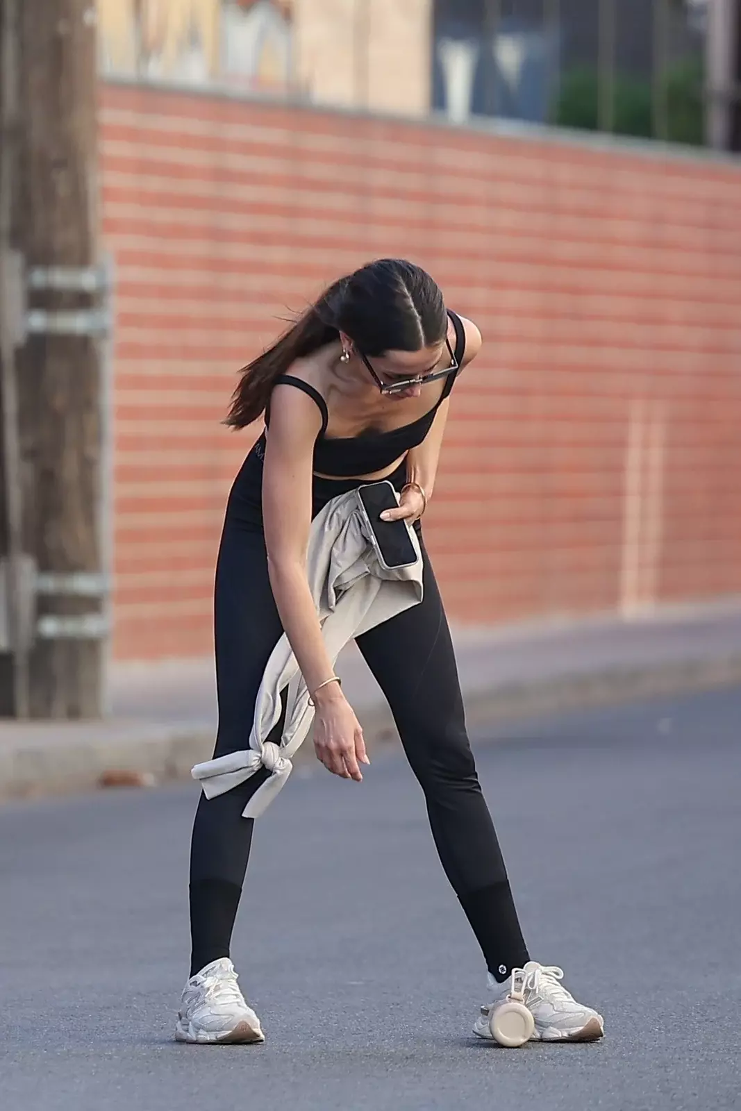 ANA-DE-ARMAS-SPOTTED-LEAVING-A-GYM-IN-LOS-ANGELES-12-11-2025-21.webp