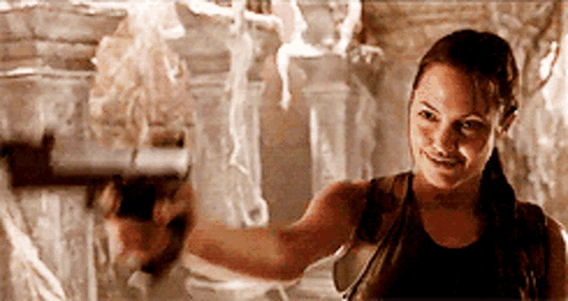 angelina-jolie-tomb-raider.gif