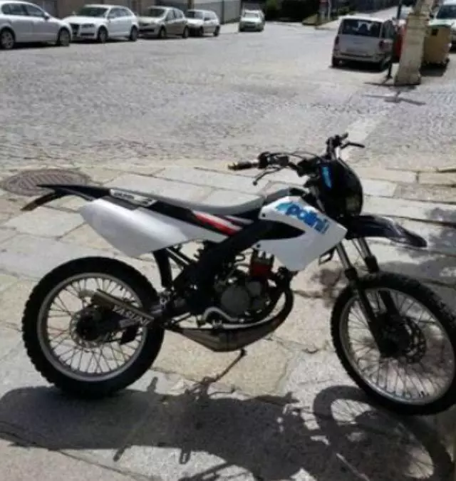 b8407d5d-c345-49b9-a75d-4560e2e03369.webp