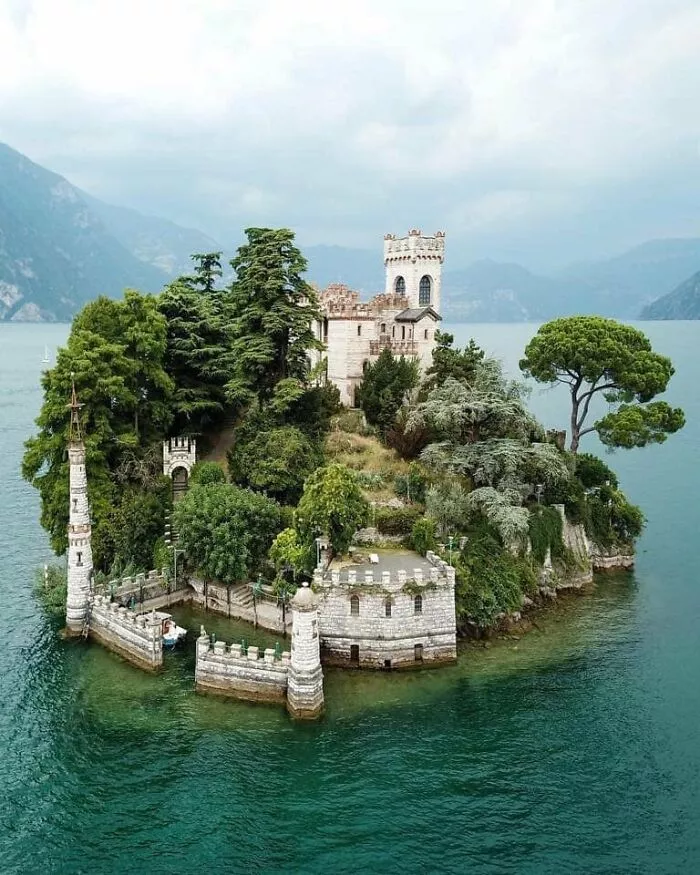 beautiful-abandoned-world-pictures-62f355de025b0__700.webp