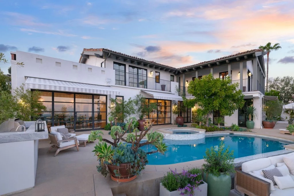 brad-pitts-house-110563808.webp
