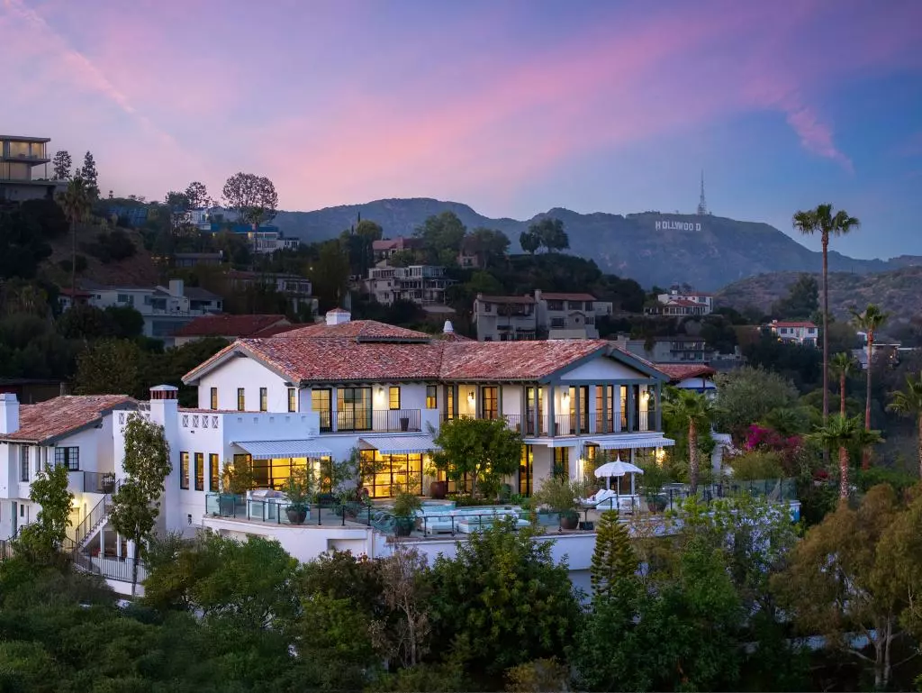 brad-pitts-house-110563854.webp