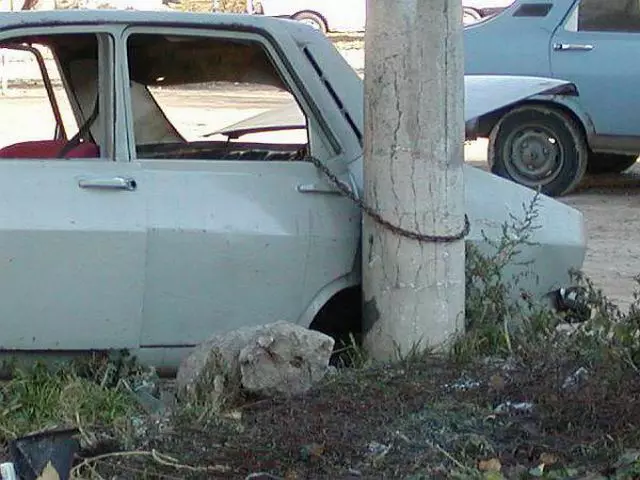 Car16.webp
