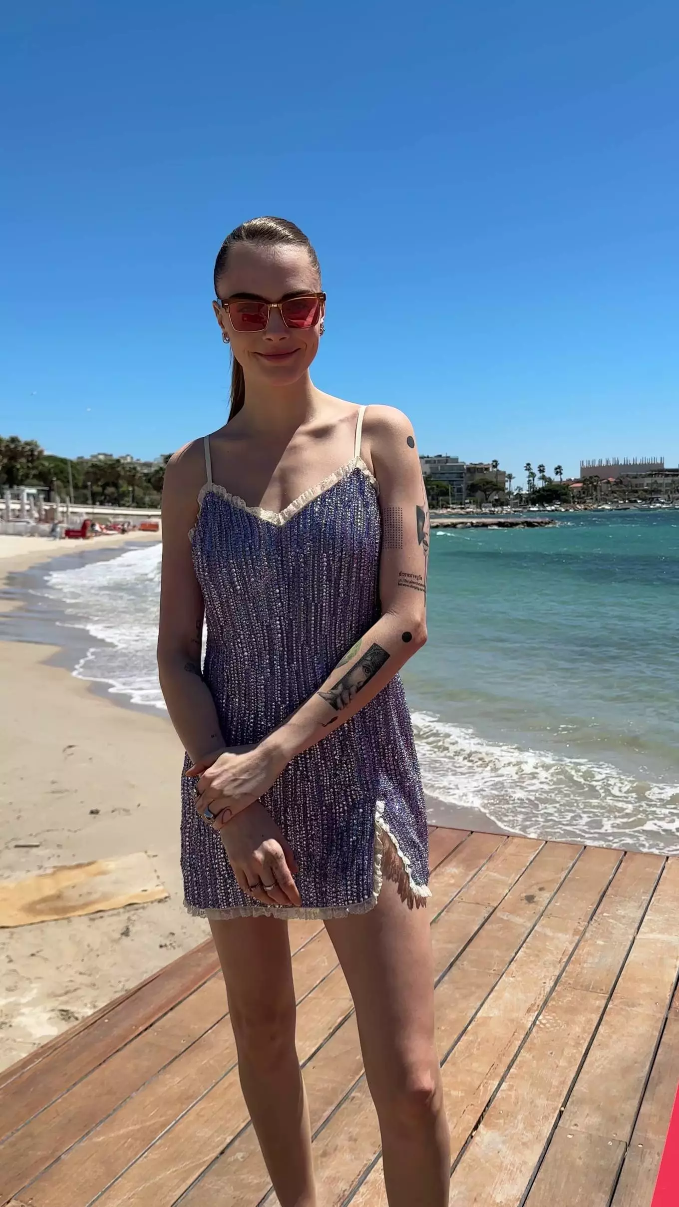 Cara-Delevingne---Miu-Miu-summer-event---2024-Cannes-Film-Festival-05.webp