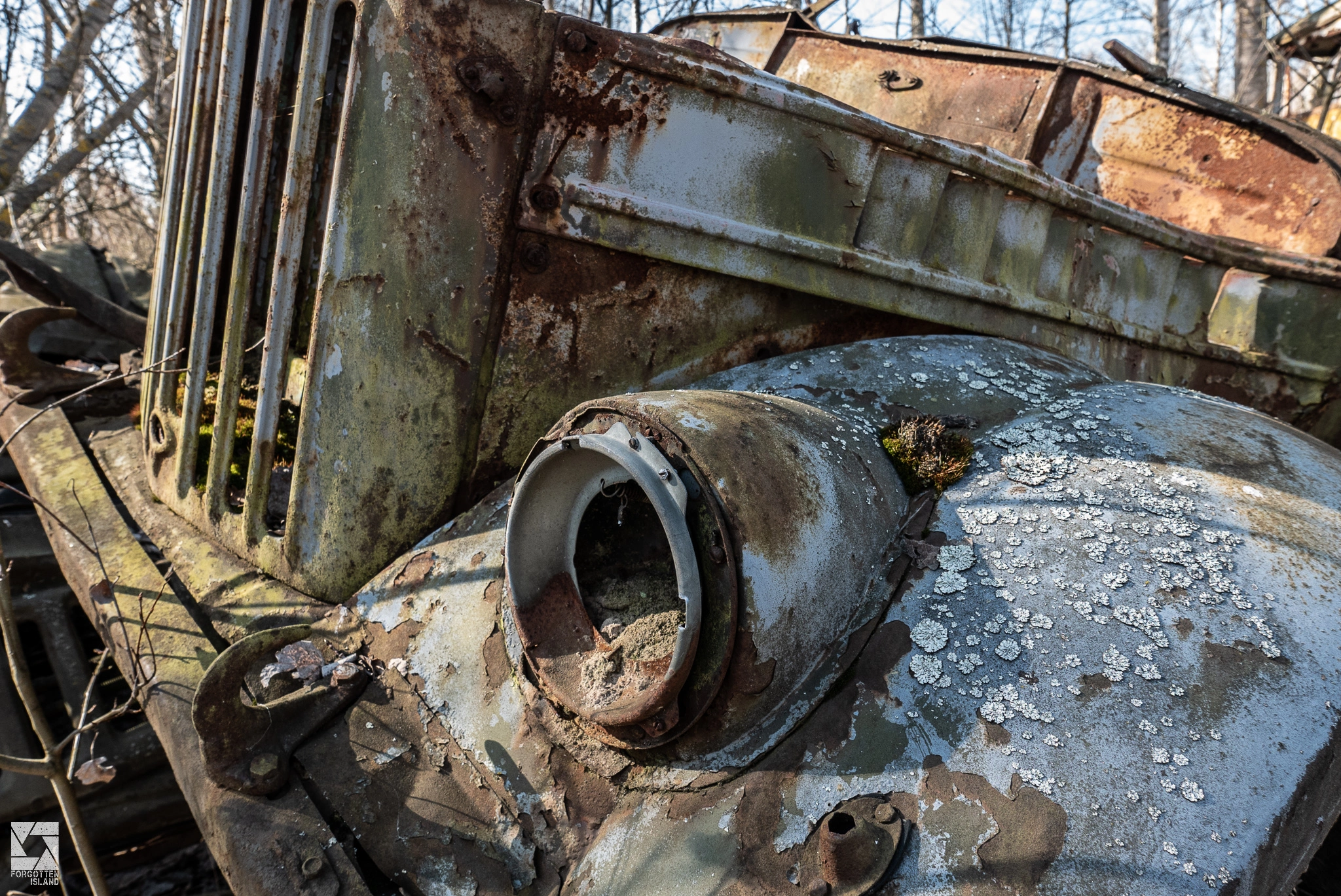 Chernobyl-Rossokha-Vehicle-Graveyard-15.webp