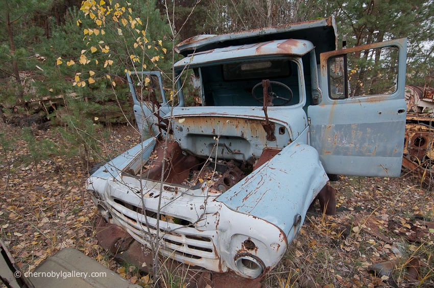 Chernobyl-vehicle-dump-3969.webp