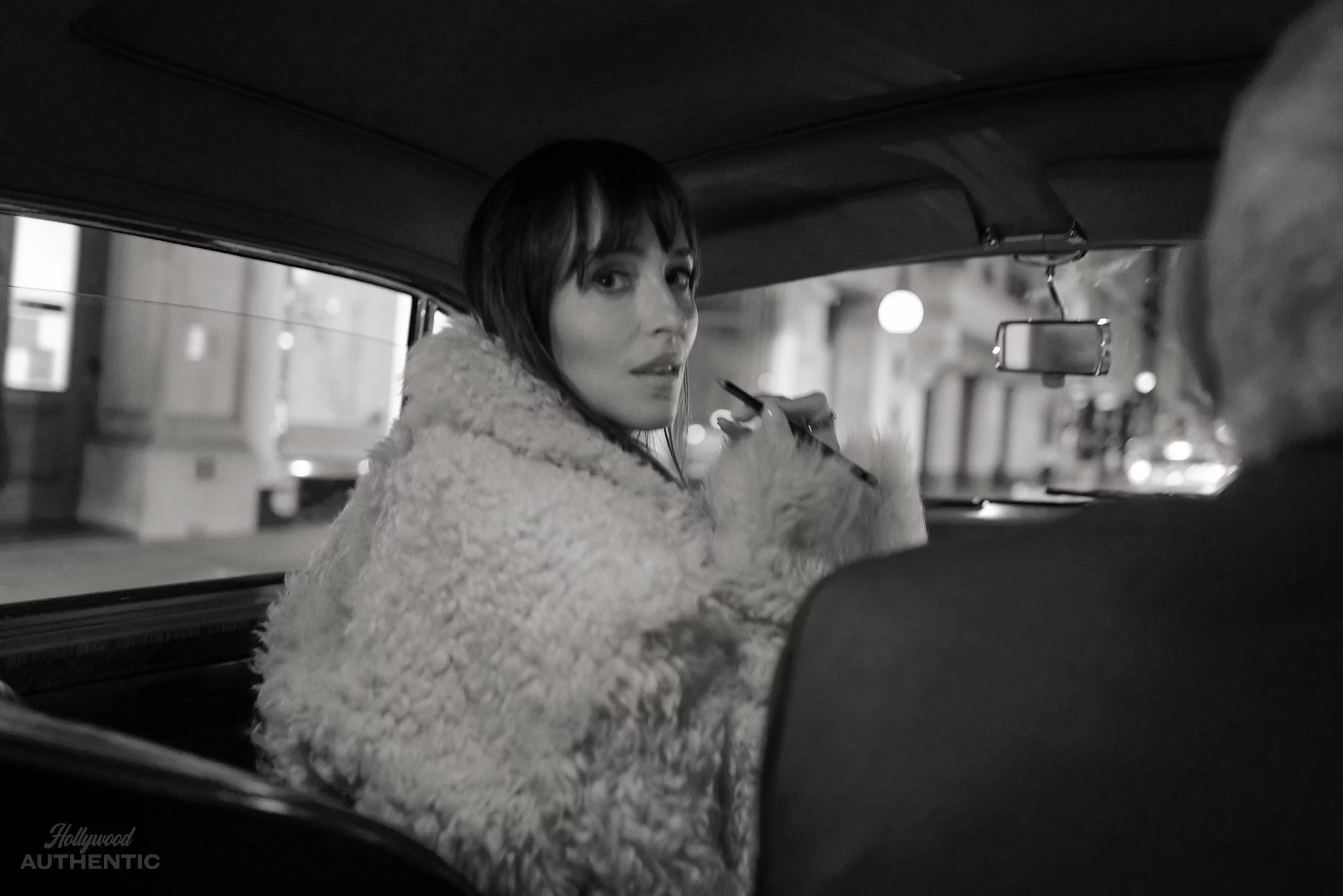 dakota-johnson-15.webp