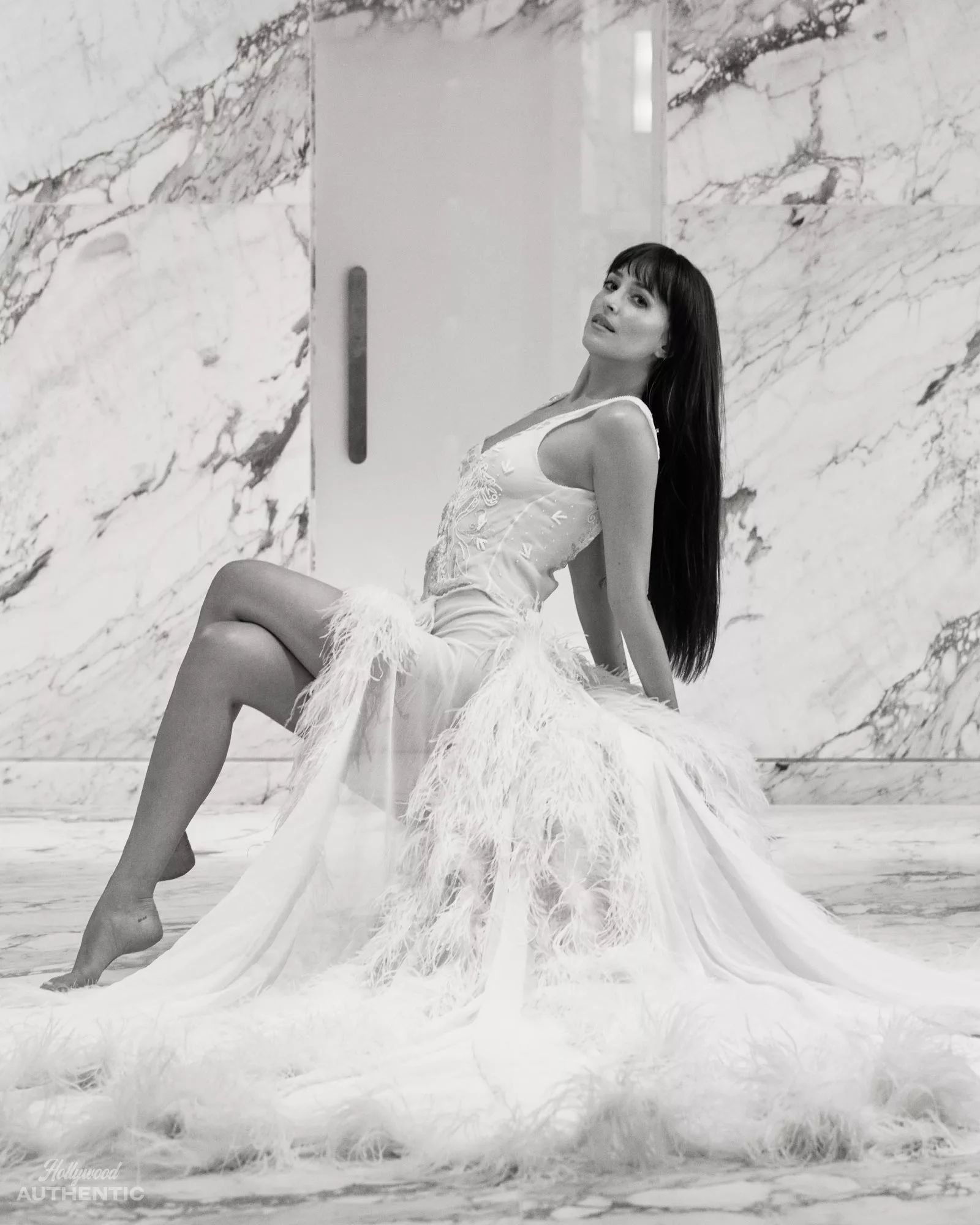 dakota-johnson-22.webp