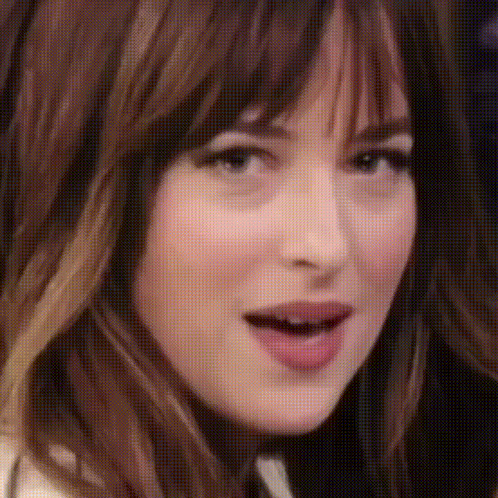 dakotajhonson.gif