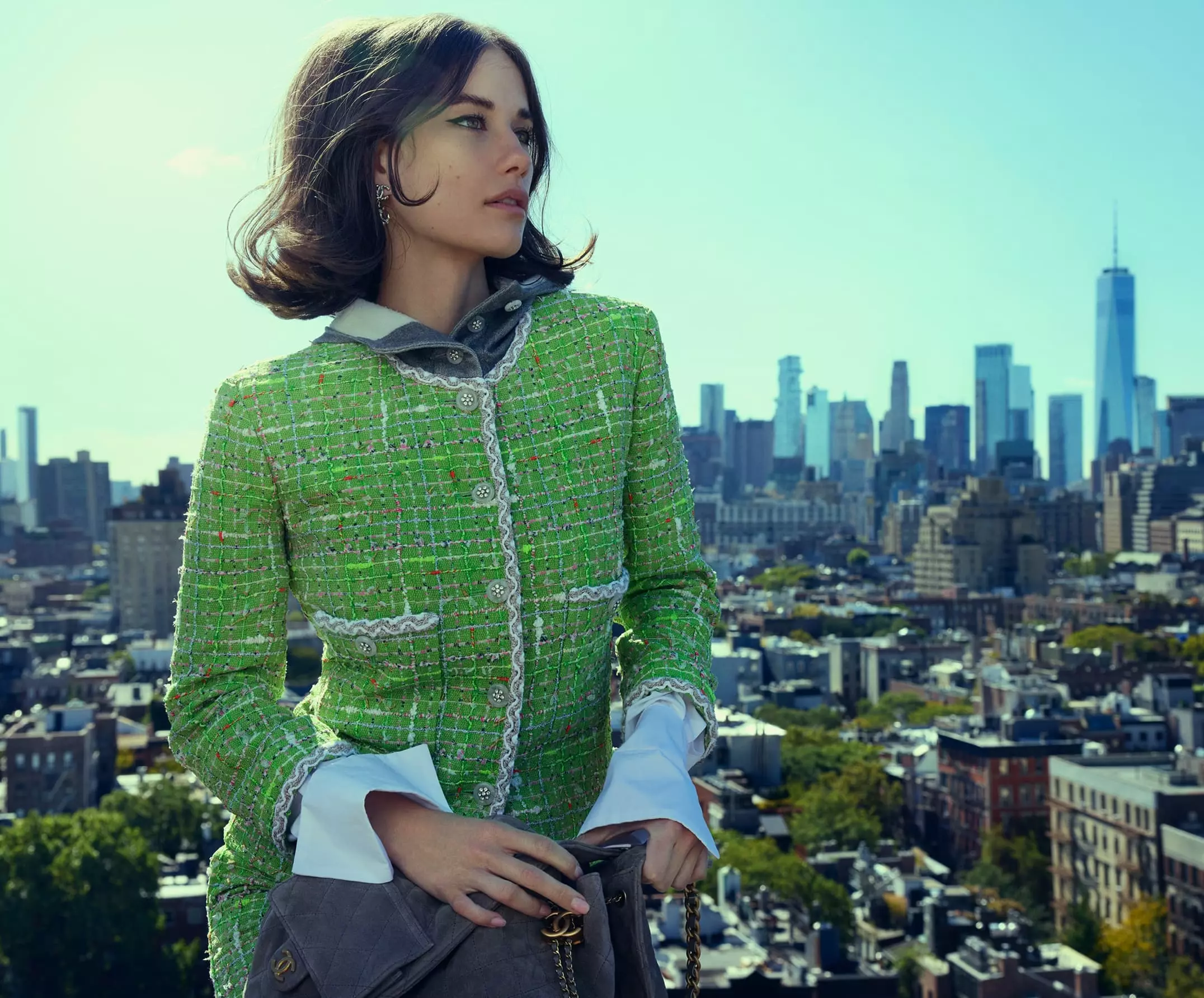 Ella-Bleu-Travolta_Mag-Crop_3.webp