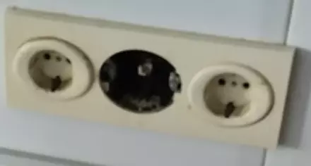 enchufe..png