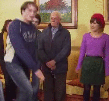 f3bebc1572fc4356cb1bb0a907b6e6a4.gif
