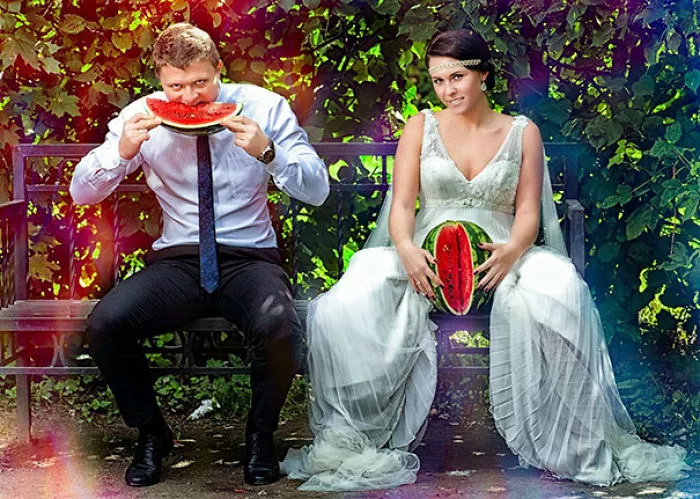 funny-weird-russian-wedding-photos-142-5ac493524f235__700.webp