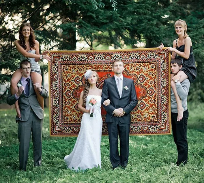 funny-weird-russian-wedding-photos-162-5ac49dd0827e2__700.webp