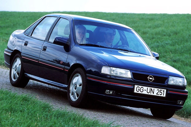 Historia_Opel-Vectra.webp
