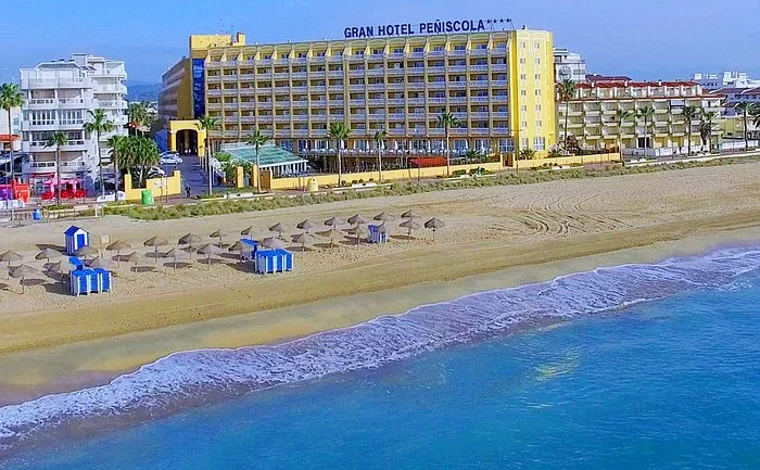 hotel-en-primera-linea.webp