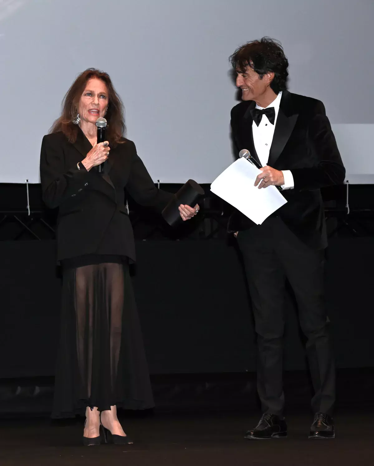 JACQUELINE-BISSET-43RD-EDITION-TORINO-FILM-FESTIVAL-OPENING-RED-CARPET-14.webp