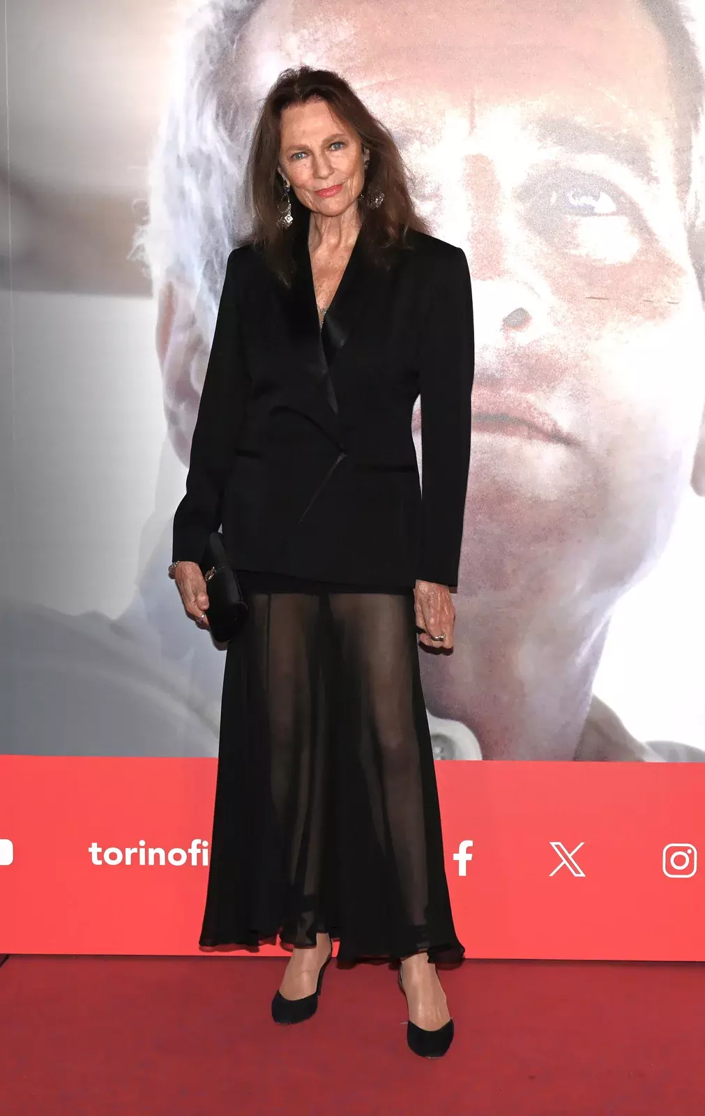 JACQUELINE-BISSET-43RD-EDITION-TORINO-FILM-FESTIVAL-OPENING-RED-CARPET-25.webp