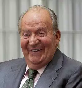 Juan-Carlos-I-riendose.webp