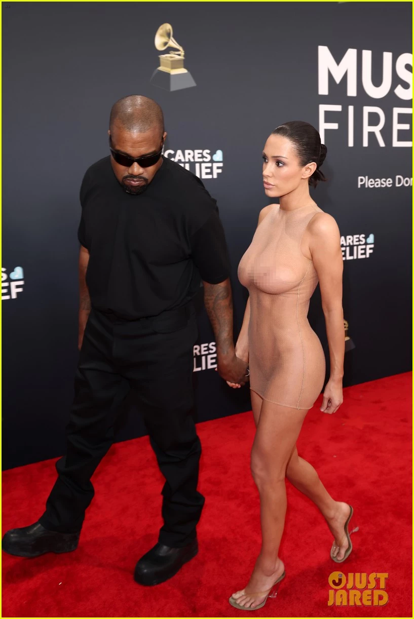 kanye-west-bianca-censori-grammys-26.jpg