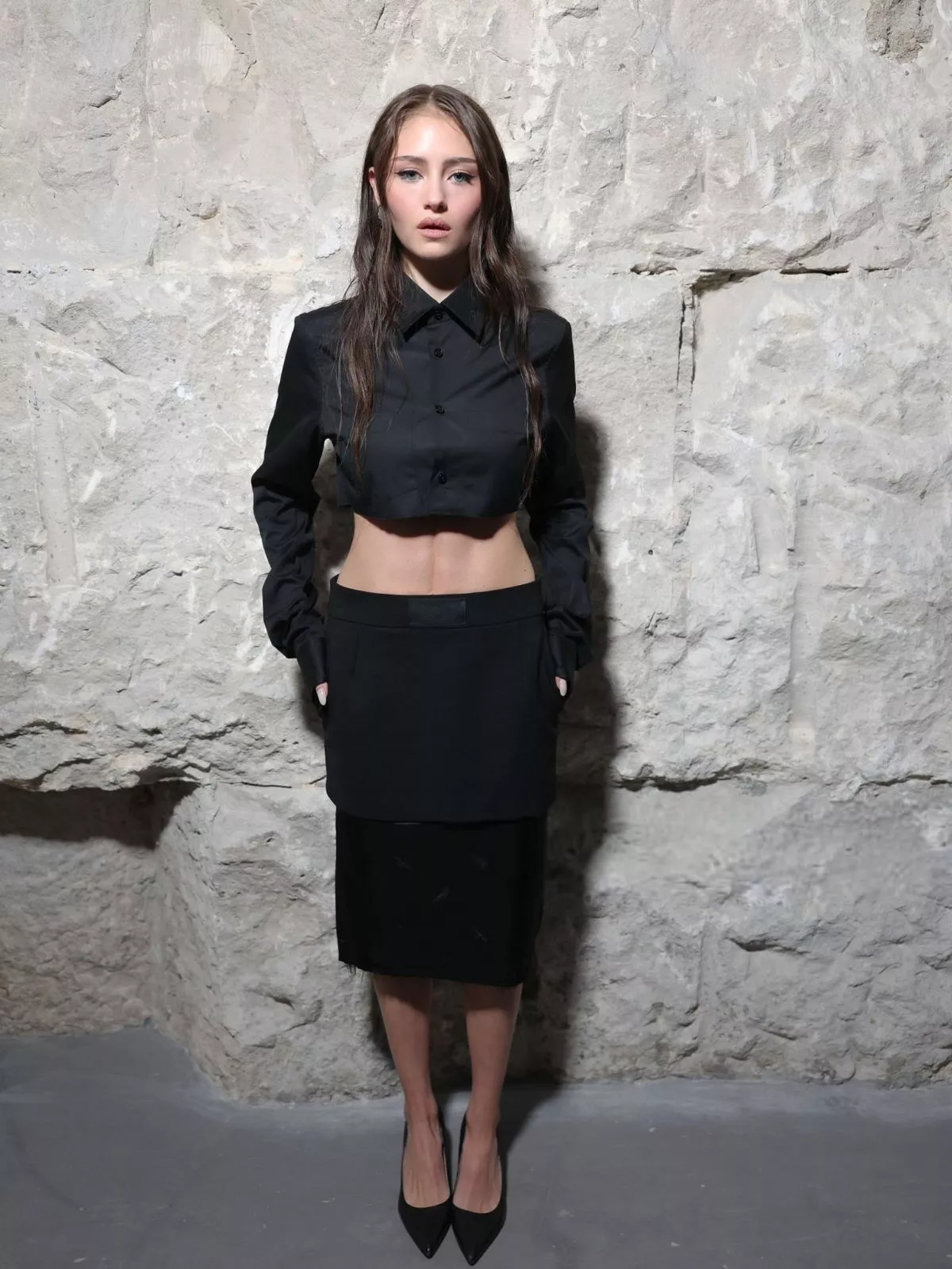 leni-klum-at-vetements-show-at-paris-fashion-week-in-paris-10-03-2025-5.webp