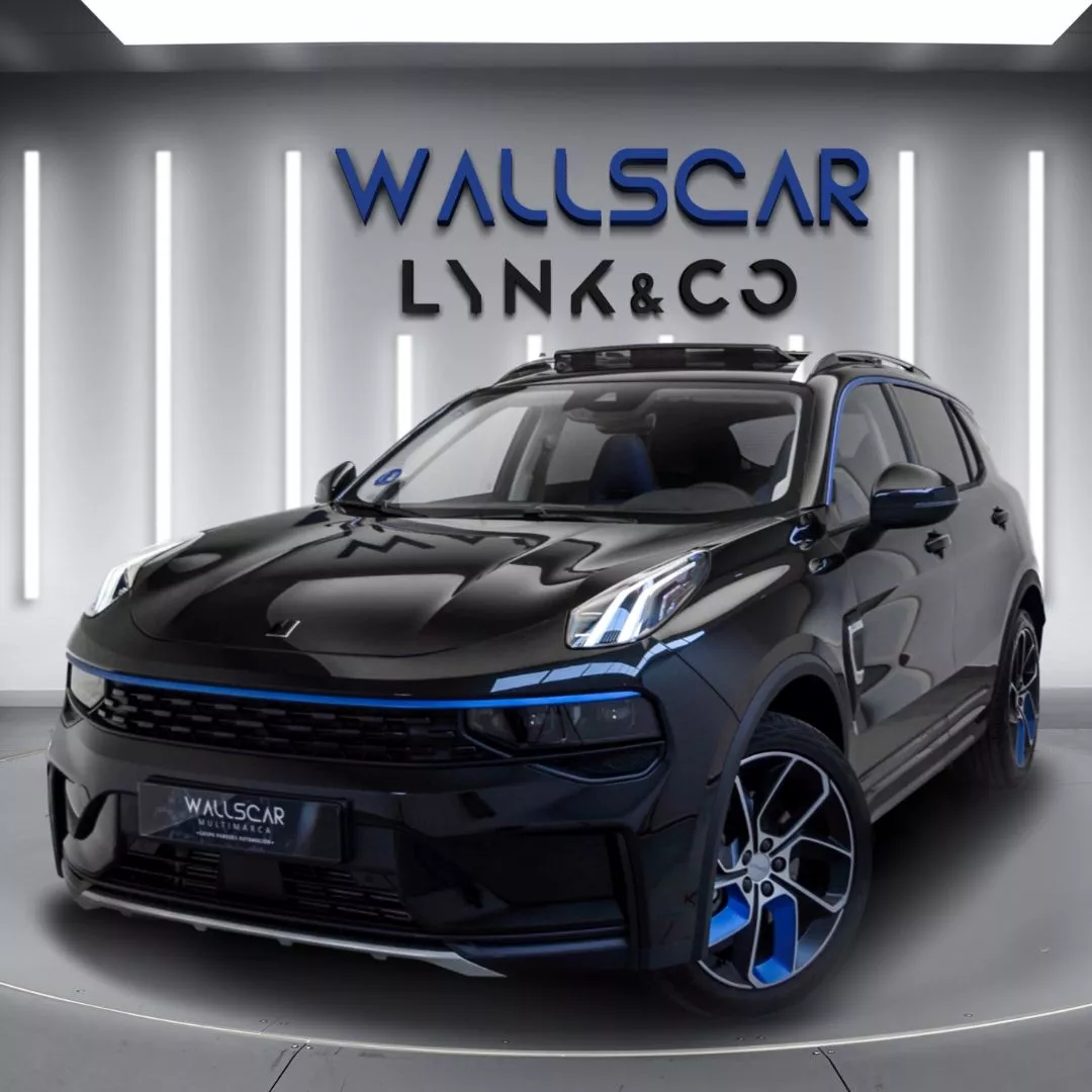 Lynk-Co-01-asalto-al-trono-de-hibridos-enchufables.webp