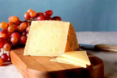 manchego curado.webp