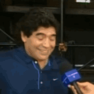 maradonapipo-maradona.gif