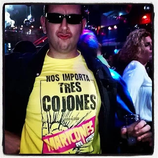 Maricones del espacio nos importa tres cojones.webp