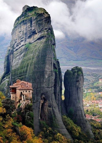 meteora-grecia.webp