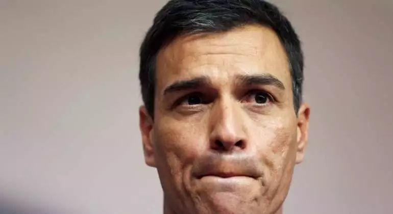 pedrosanchez-mueca-investidura-reuters.webp