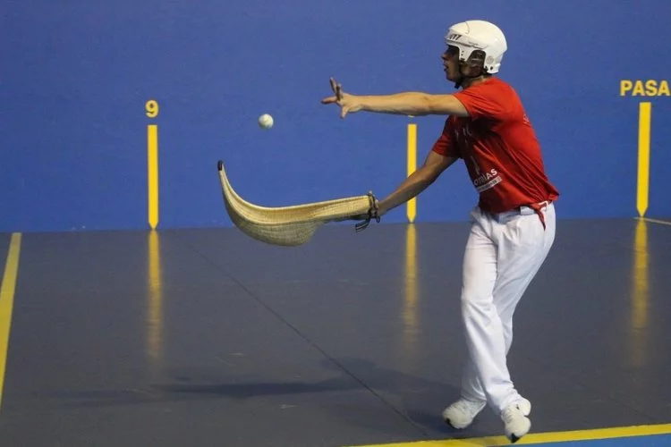 pelotari-material-pelota-vasca-fronton.webp
