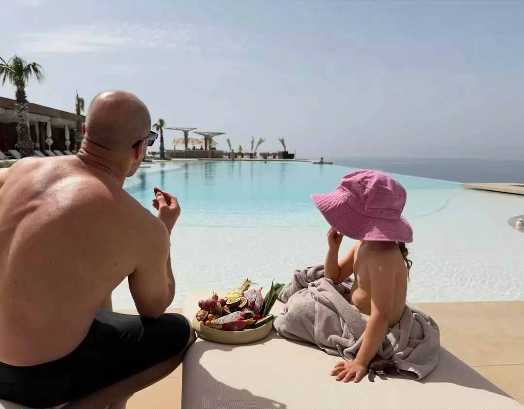 Pool in the sky!@regnumthecrown @regnumcarya (2).webp