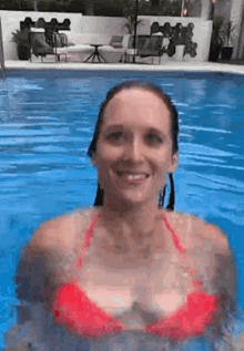 pool-splash.gif